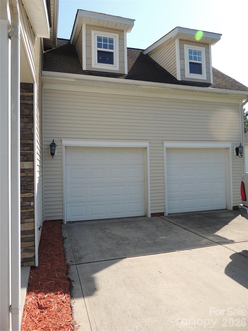 113 Ashton Woods Ct, Mount Holly, NC 28120