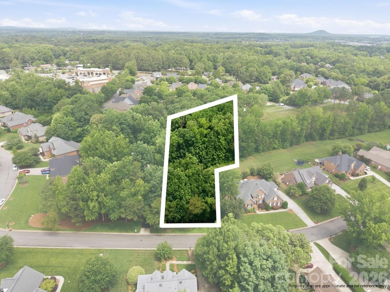 3716 Sand Wedge Dr, Gastonia, NC 28056