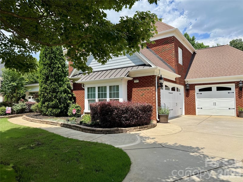 2905 Julian Glen Cir, Waxhaw, NC 28173
