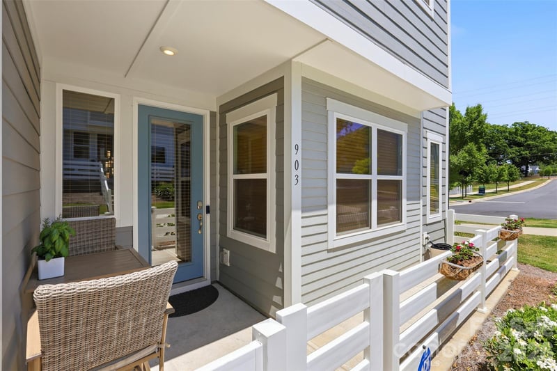 903 Kinsey Al, Charlotte, NC 28217