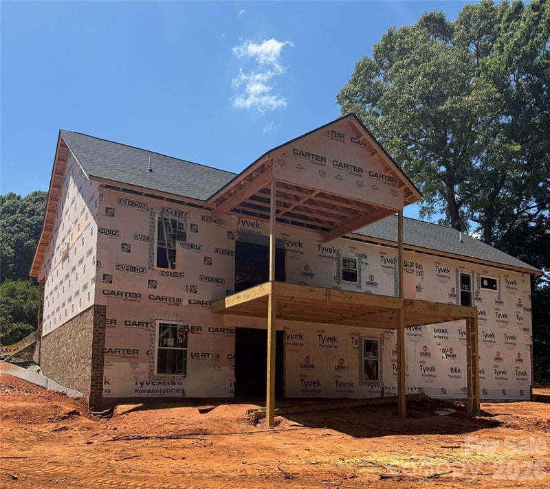 1895 Knolls Dr, Newton, NC 28658