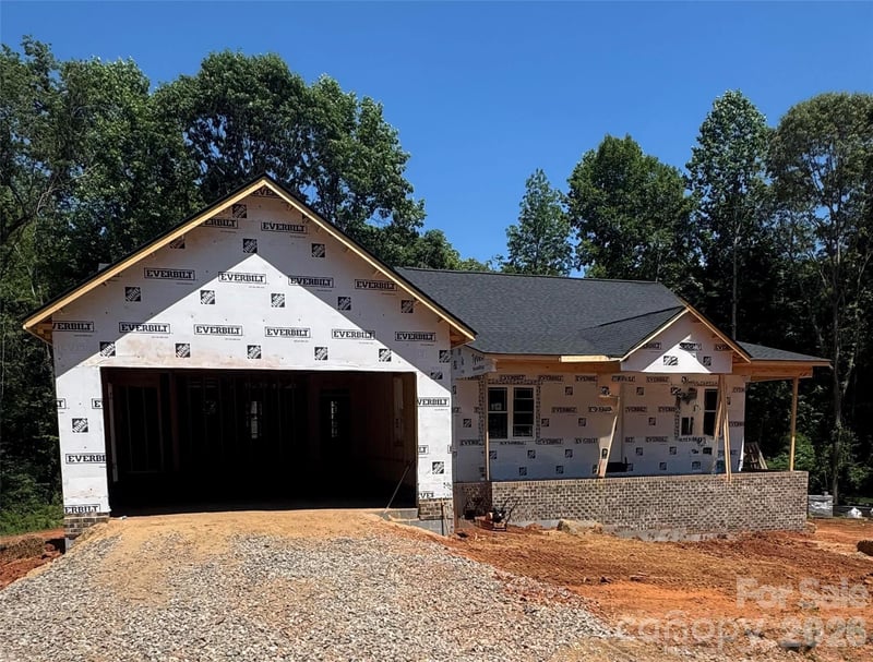 1895 Knolls Dr, Newton, NC 28658