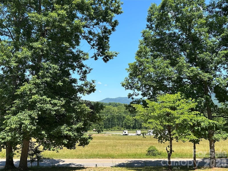 370 Walker Rd, Nebo, NC 28761