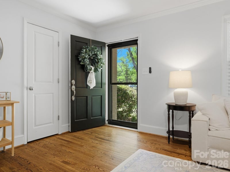 1534 Edgewater Dr, Charlotte, NC 28210