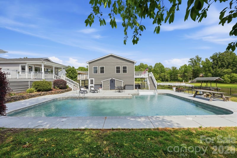 139 Perrin Dr, Mooresville, NC 28117