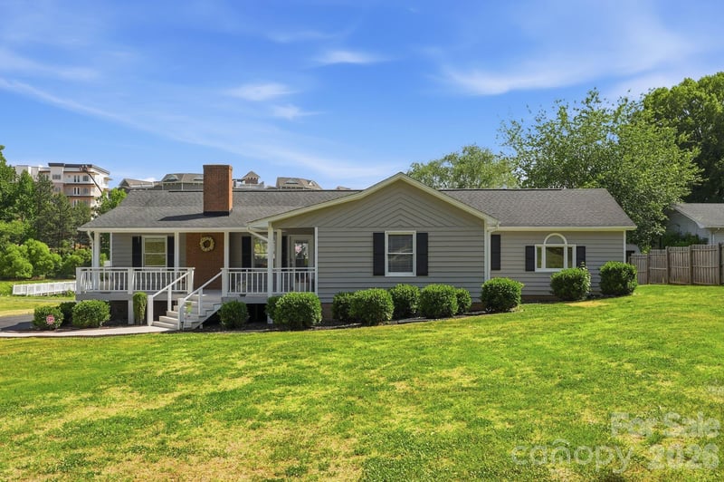 139 Perrin Dr, Mooresville, NC 28117