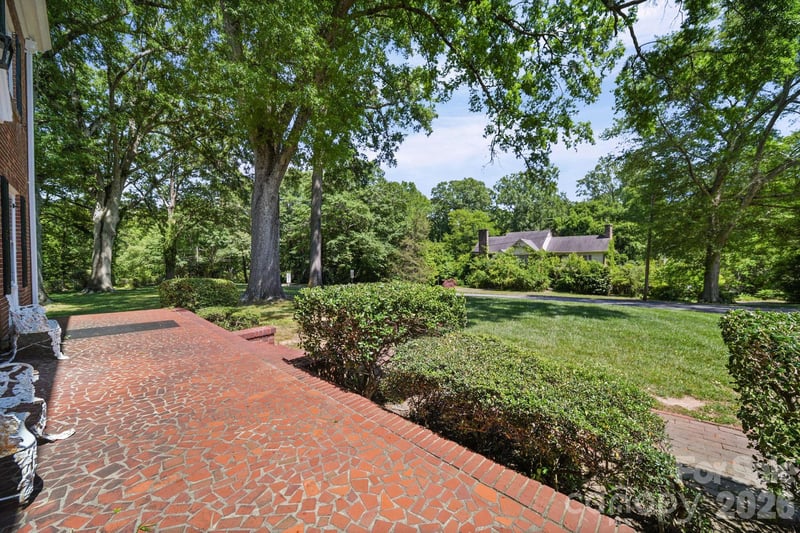 1510 Jackson Rd, Gastonia, NC 28052
