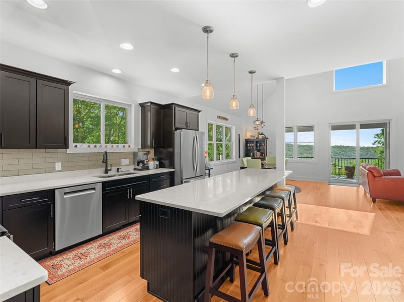 852 Marshall Ridge Rd, Edneyville, NC 28792
