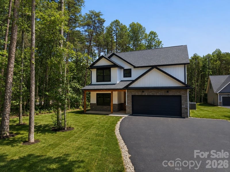305 Lake Farm Dr, Salisbury, NC 28146