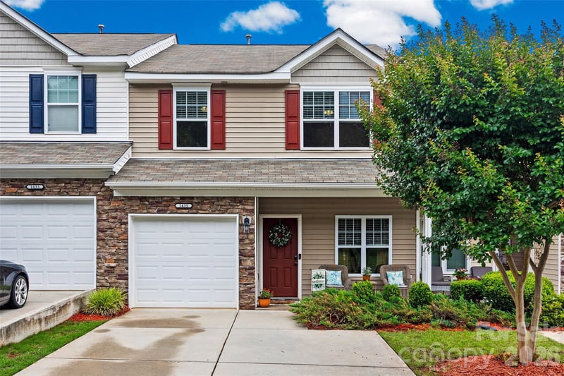 1435 Harpers Inlet Dr, Clover, SC 29710