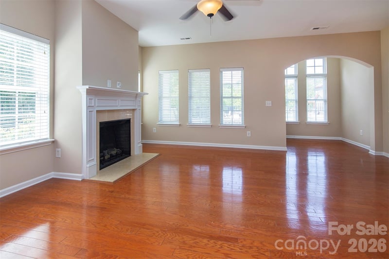 2721 Grain Mill Ln, Charlotte, NC 28214