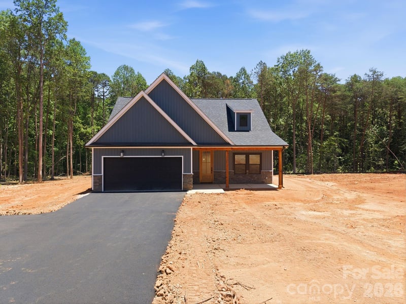 319 Lake Farm Dr, Salisbury, NC 28146