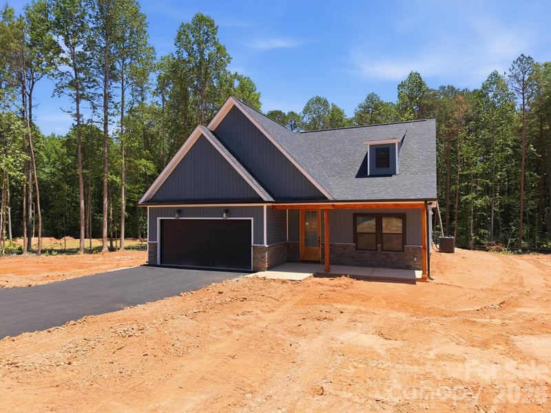 319 Lake Farm Dr, Salisbury, NC 28146