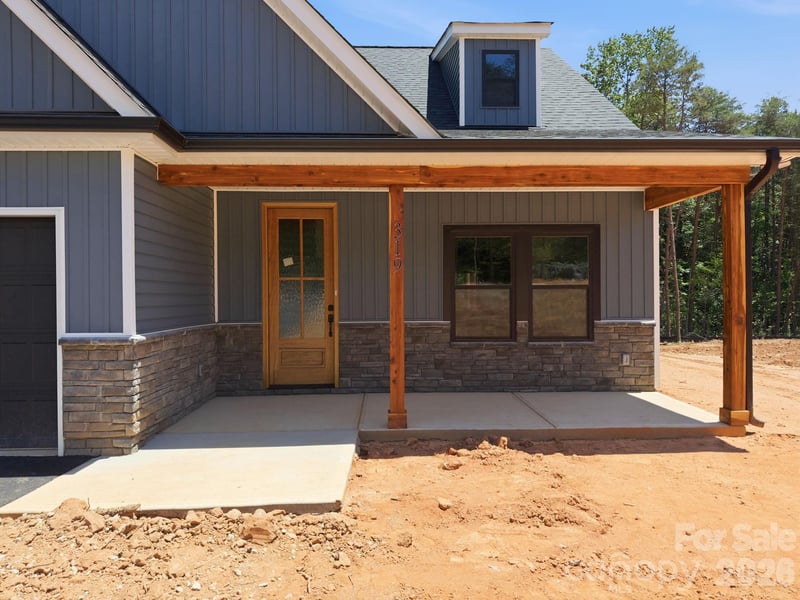 319 Lake Farm Dr, Salisbury, NC 28146
