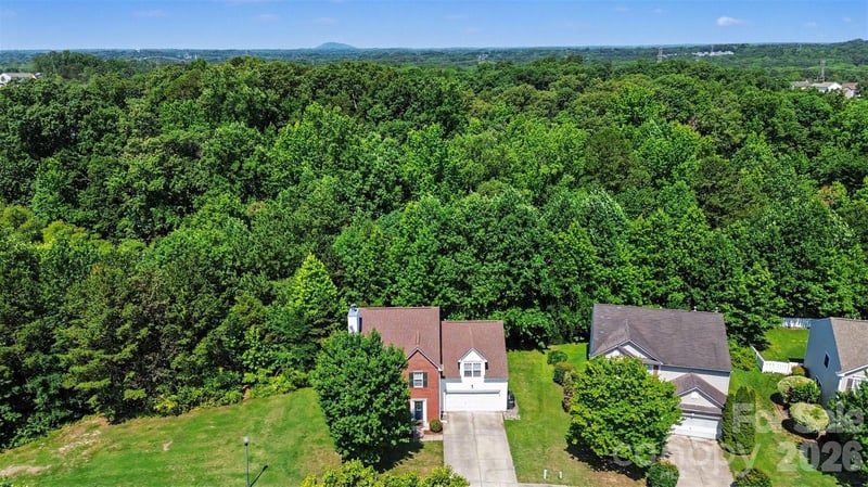 705 Pawley Dr, Charlotte, NC 28214