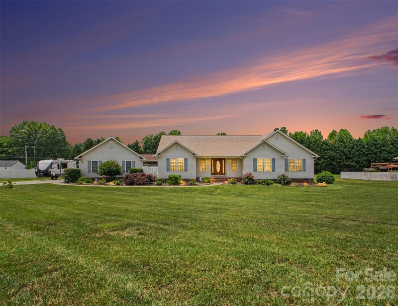 290 Deal Estate Dr, China Grove, NC 28023