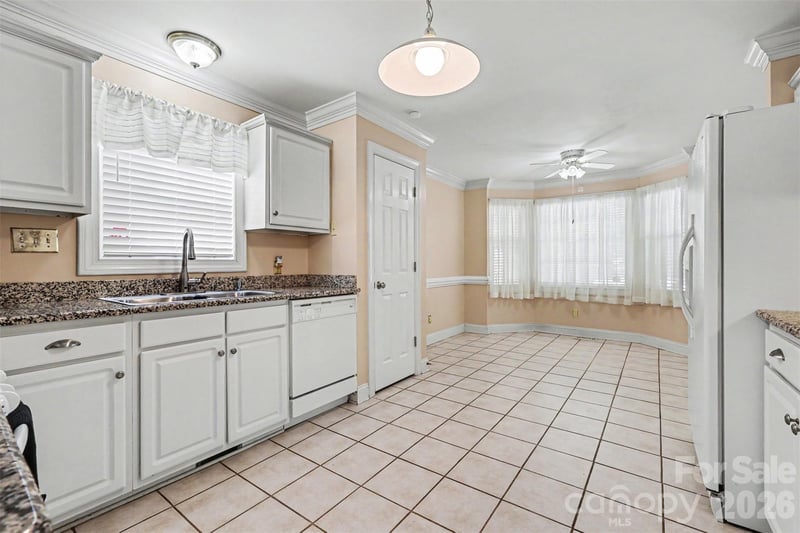 809 Robertson Rd, Rock Hill, SC 29730
