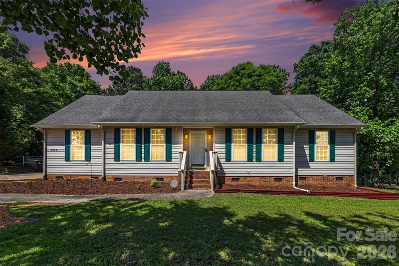 809 Robertson Rd, Rock Hill, SC 29730