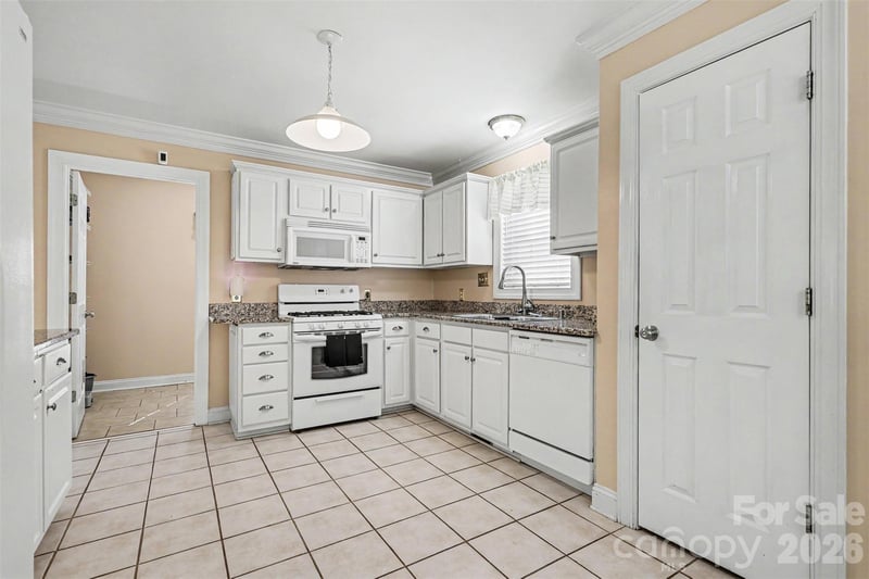809 Robertson Rd, Rock Hill, SC 29730