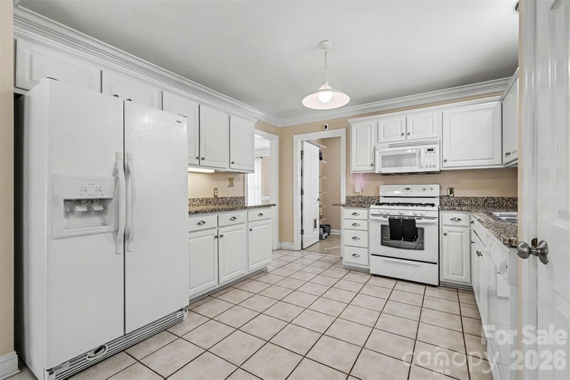 809 Robertson Rd, Rock Hill, SC 29730