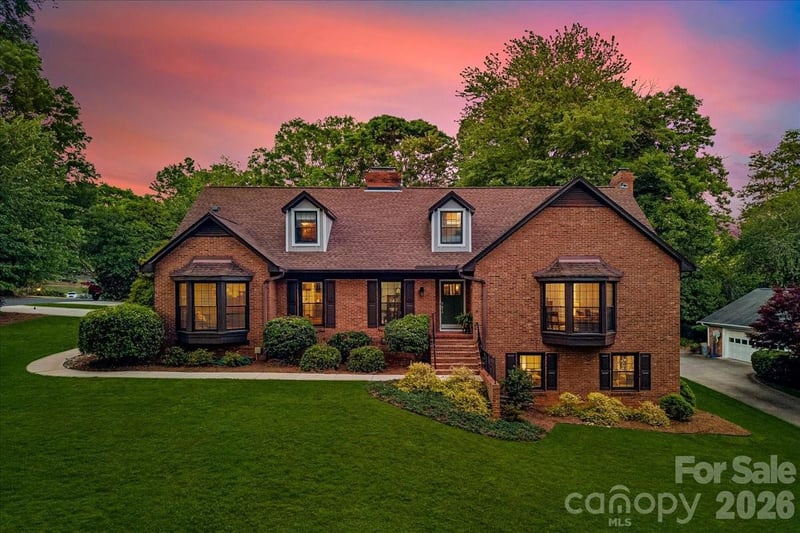 409 Whitestone Rd, Charlotte, NC 28270