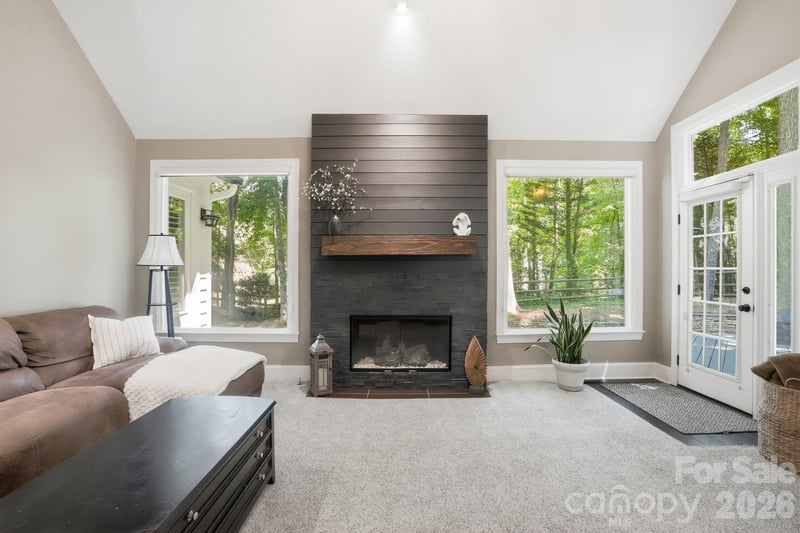 8916 Oxfordshire Ct, Huntersville, NC 28078