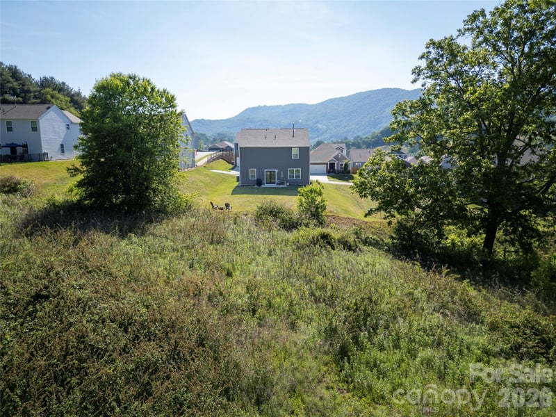 129 Valleywood Dr, Waynesville, NC 28786