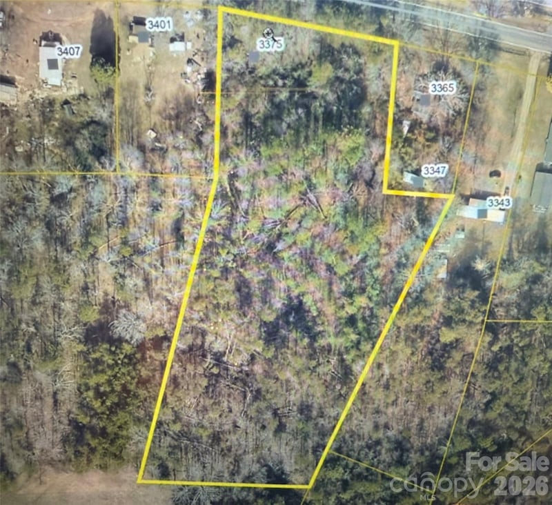 3375 9th Avenue Dr, Hickory, NC 28601