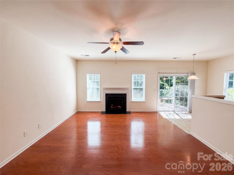 13809 Singleleaf Ln, Charlotte, NC 28278