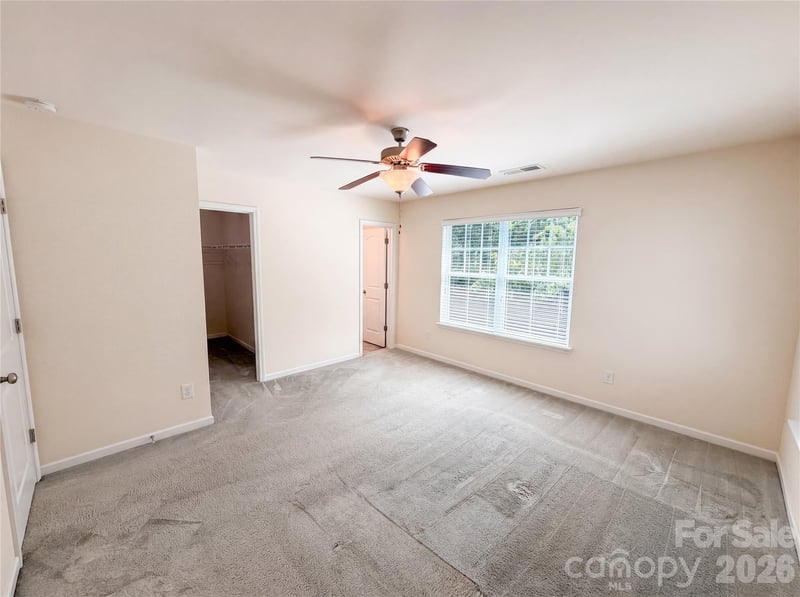13809 Singleleaf Ln, Charlotte, NC 28278
