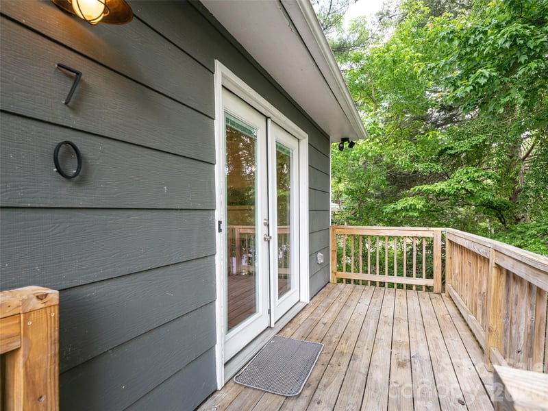 70 Michigan Ave, Asheville, NC 28806
