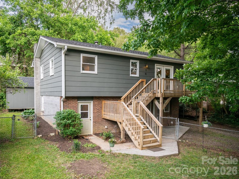 70 Michigan Ave, Asheville, NC 28806