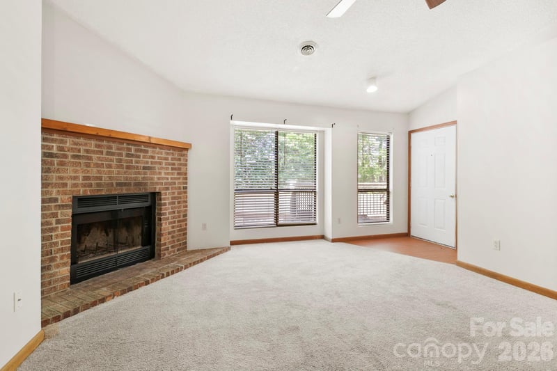 48 Ravencroft Ln #F48, Asheville, NC 28803