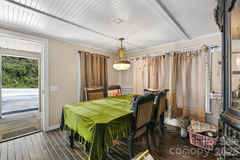 43 Candler School Rd, Candler, NC 28715