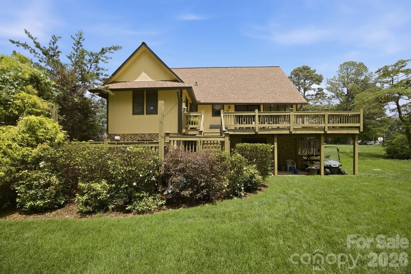220 Shoreline Loop, Mooresville, NC 28117
