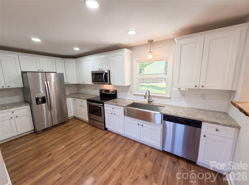 4554 Strangford Ave, Charlotte, NC 28215