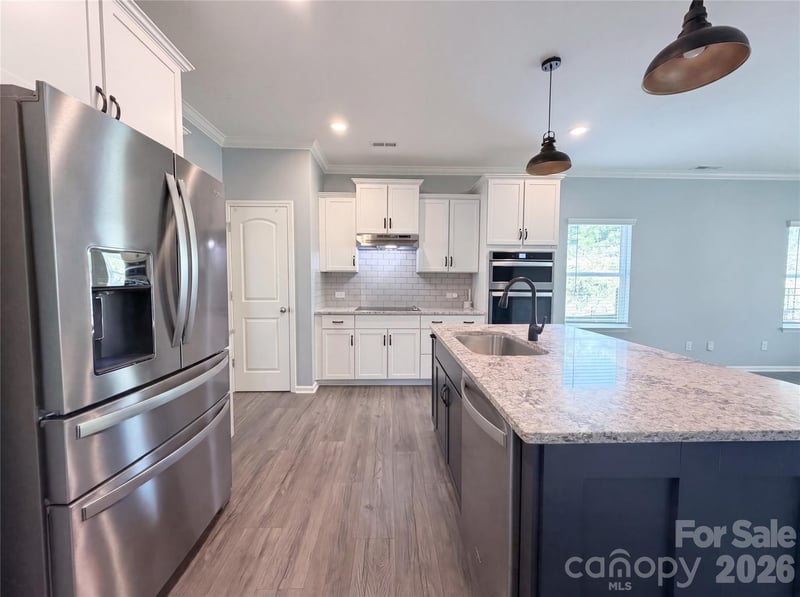 194 Canada Dr, Statesville, NC 28677