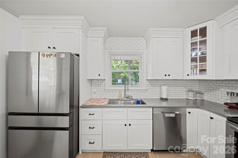600 Mcadenville Rd, Lowell, NC 28098