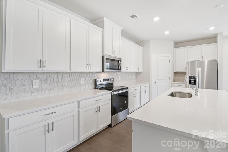 2459 Chartwell St, Stanley, NC 28164