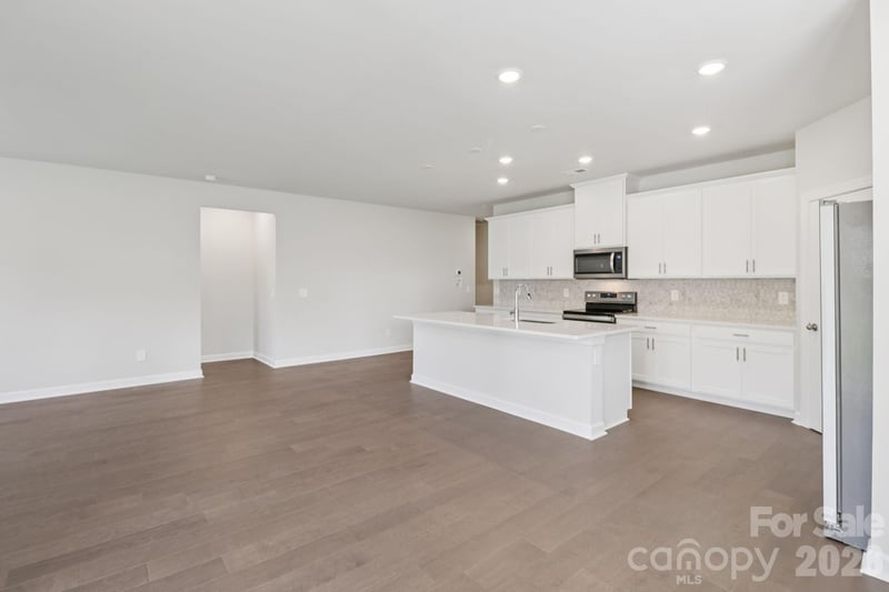 2459 Chartwell St, Stanley, NC 28164