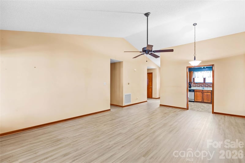 1404 Wellington Hills Cir, Salisbury, NC 28147