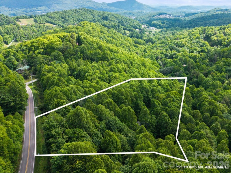 373 The Settlement Rd, Boone, NC 28607
