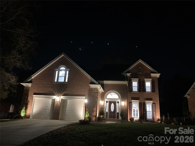 3009 Planters Walk Ct, Charlotte, NC 28210