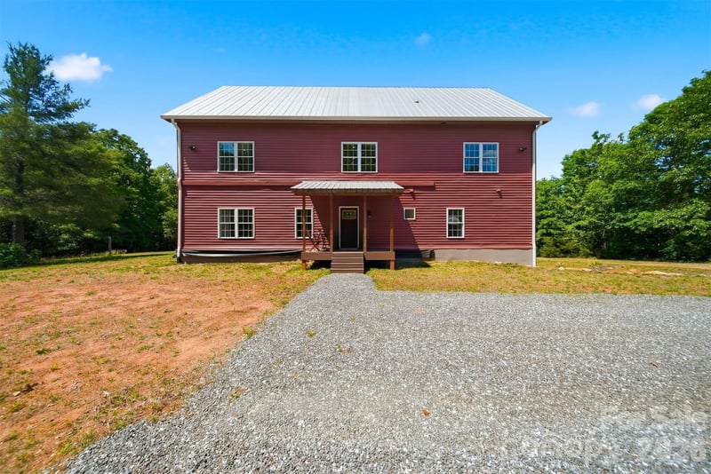 238 Millennium Dr, Taylorsville, NC 28681