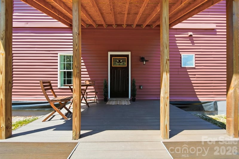 238 Millennium Dr, Taylorsville, NC 28681