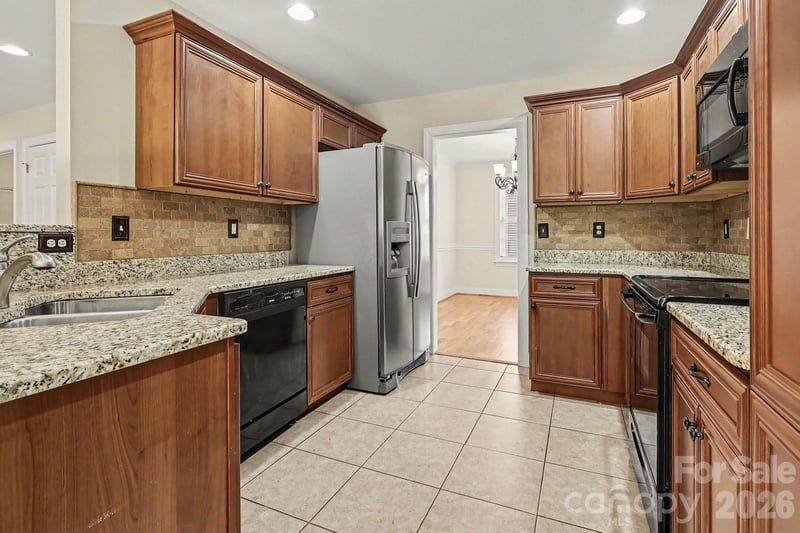 14 Halyn Ln, Arden, NC 28704