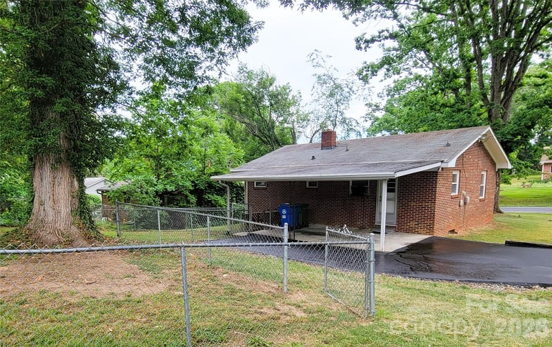 45 Browndale Rd, Asheville, NC 28805