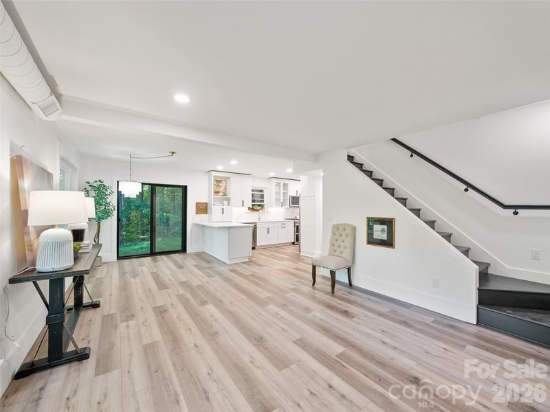 81 Summer Trees Ln, Burnsville, NC 28714