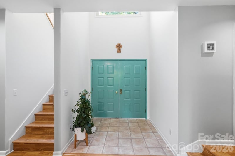 7045 Burlwood Rd, Charlotte, NC 28211