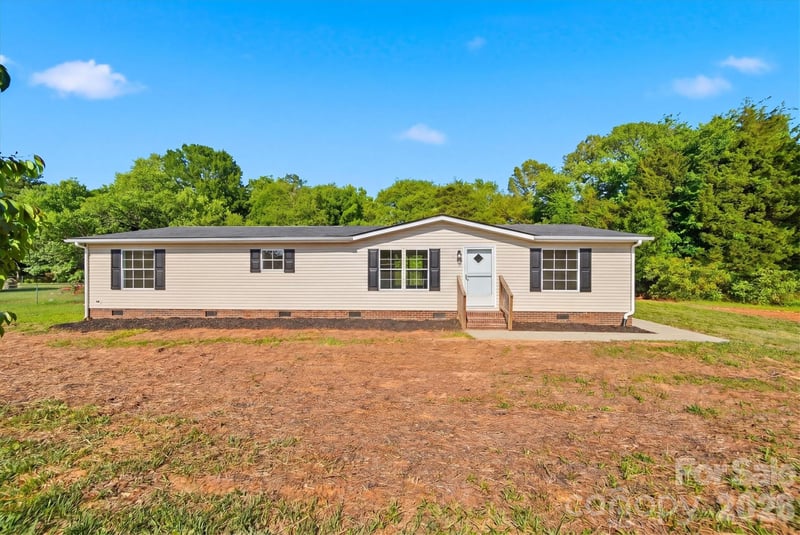 130 Saylor Ln, Stony Point, NC 28678